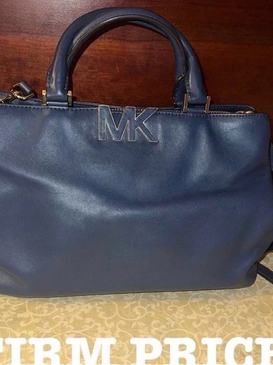 MICHAEL KORS Florence Shoulder Bag - Picture 3 of 5